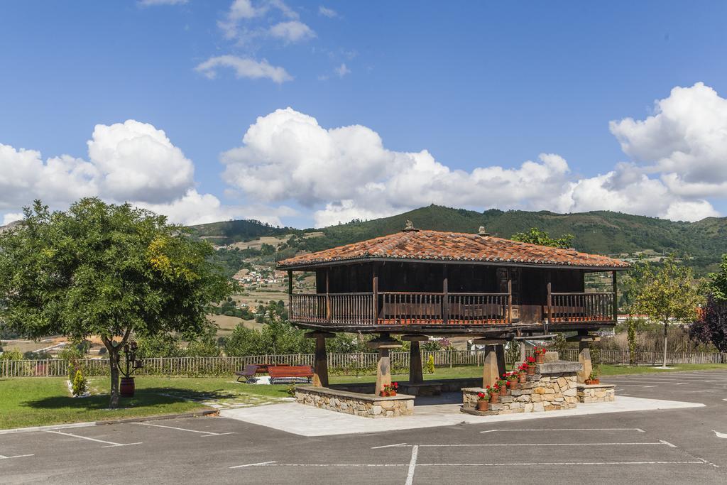 New Hotel Oviedo Esterno foto